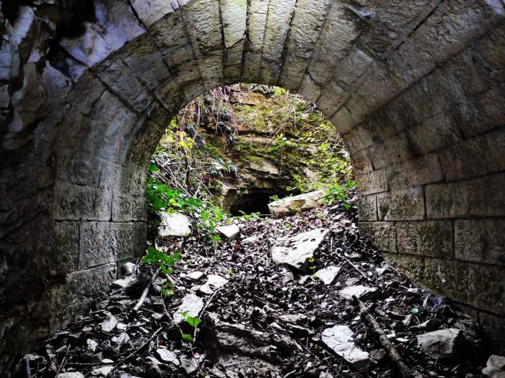 Le trincee e i bunker dei monti Campiani