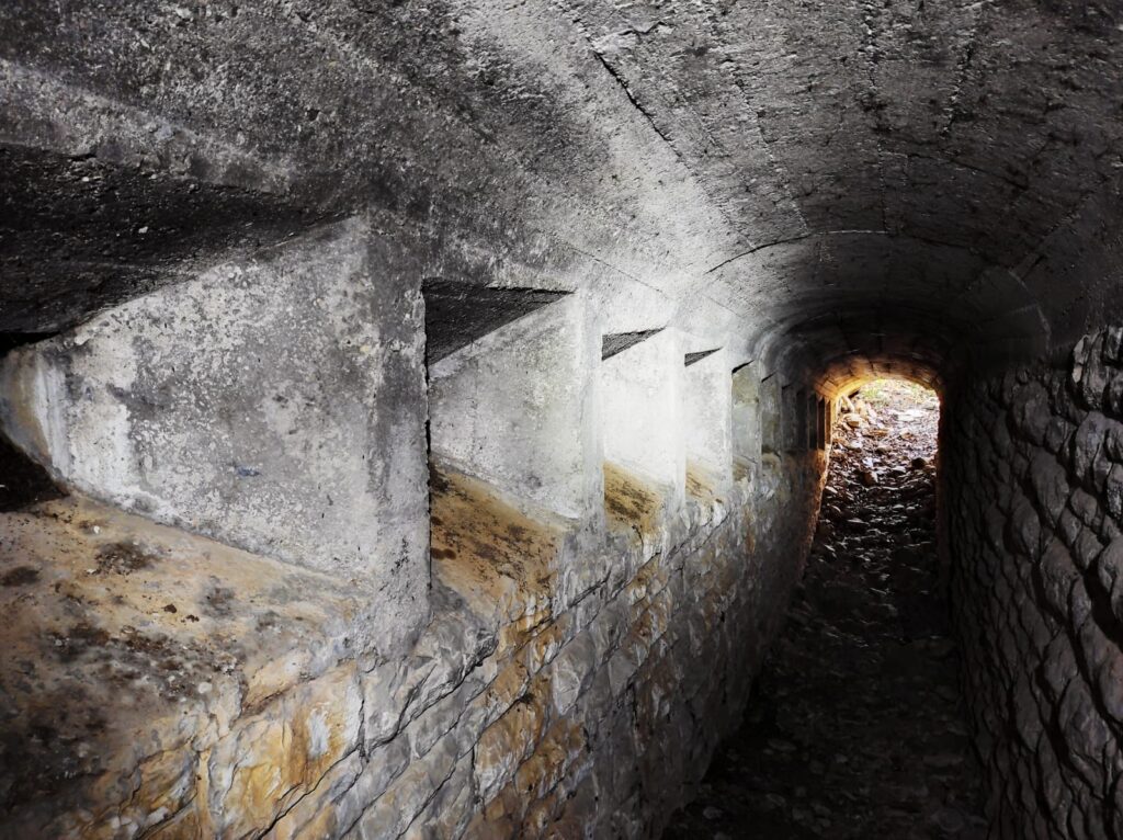 Le trincee e i bunker dei monti Campiani a Brescia
