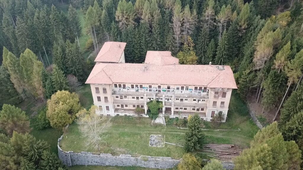 Il Sanatorio di Borno abbandonato