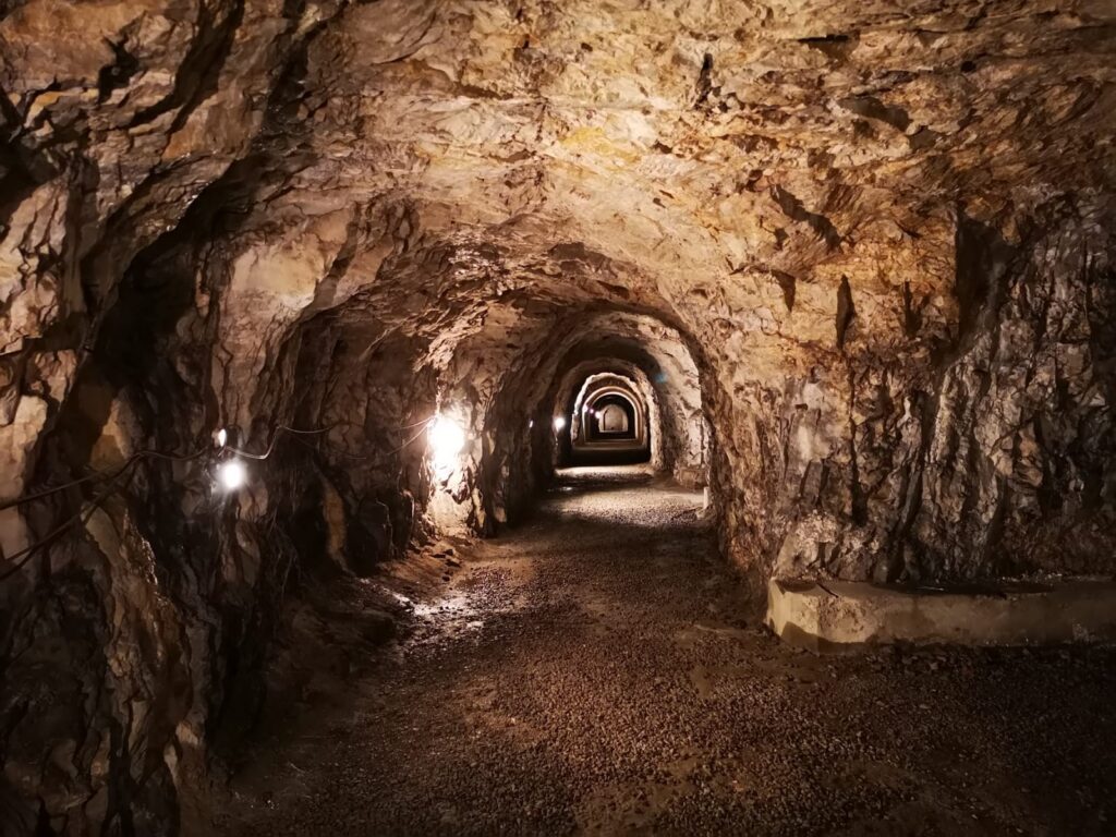 Bunker di Breno Rifugio Antiaereo Valle Camonica (6)