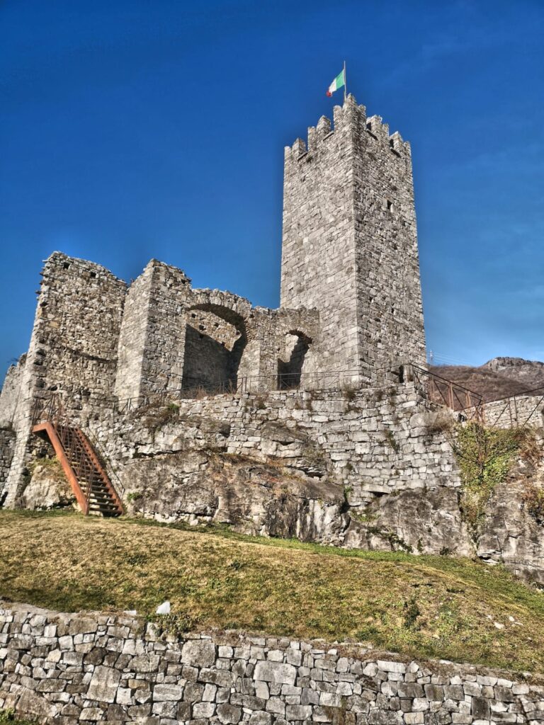 Castello di Breno Valle Camonica (1)