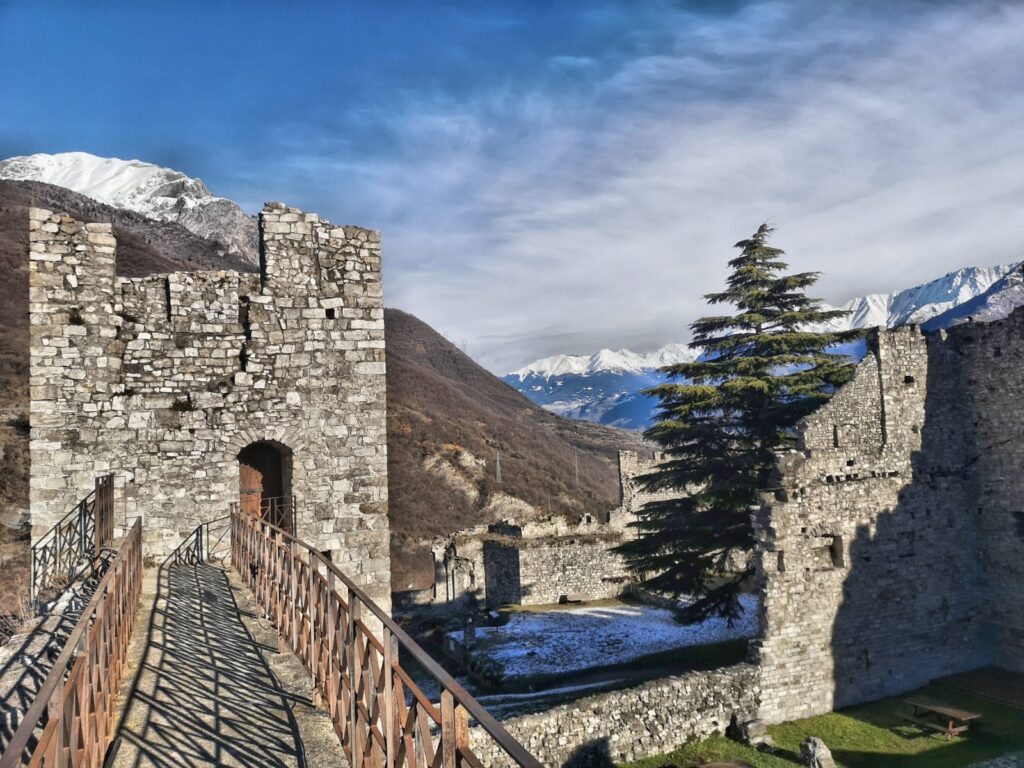 Castello di Breno Valle Camonica (2)