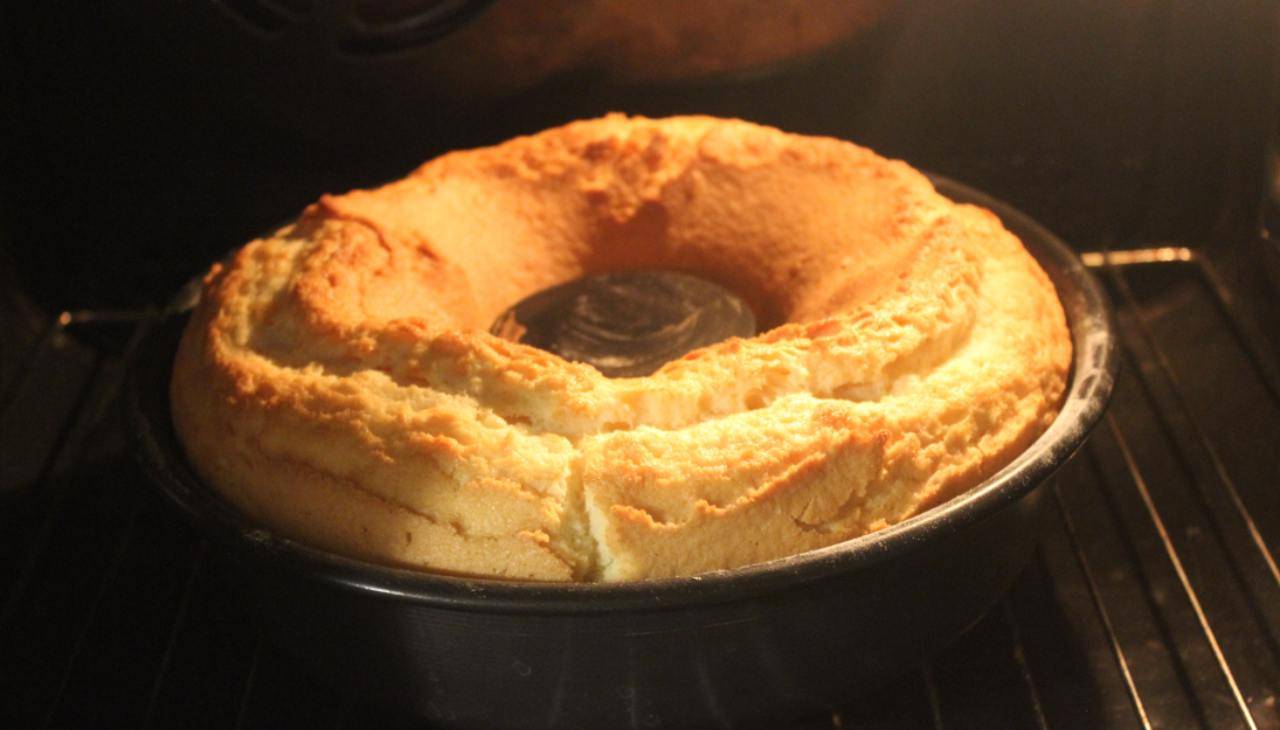 Ciambellone Salato - Cucina Bresciana - Piatti tipici bresciani